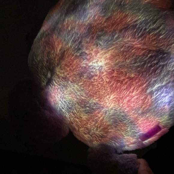 Light up Pillowpet purple sea lion - Picture 3 of 10